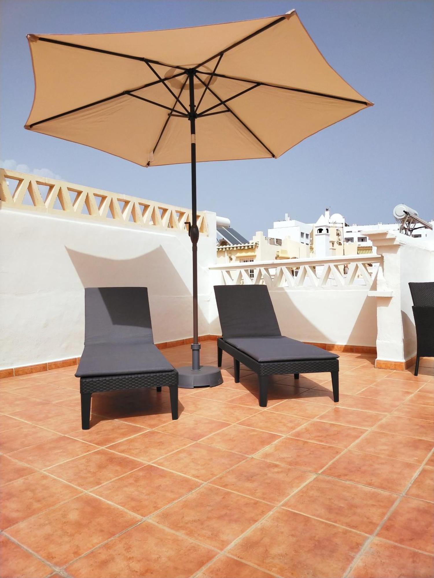 Casa Playa, Terraza Y Garaje Apartment เนร์คา ภายนอก รูปภาพ