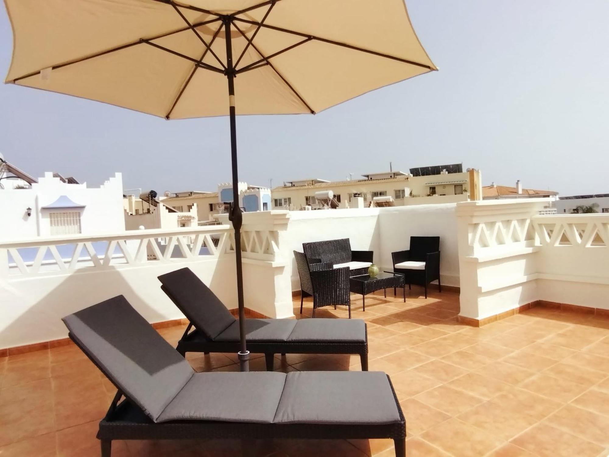 Casa Playa, Terraza Y Garaje Apartment เนร์คา ภายนอก รูปภาพ